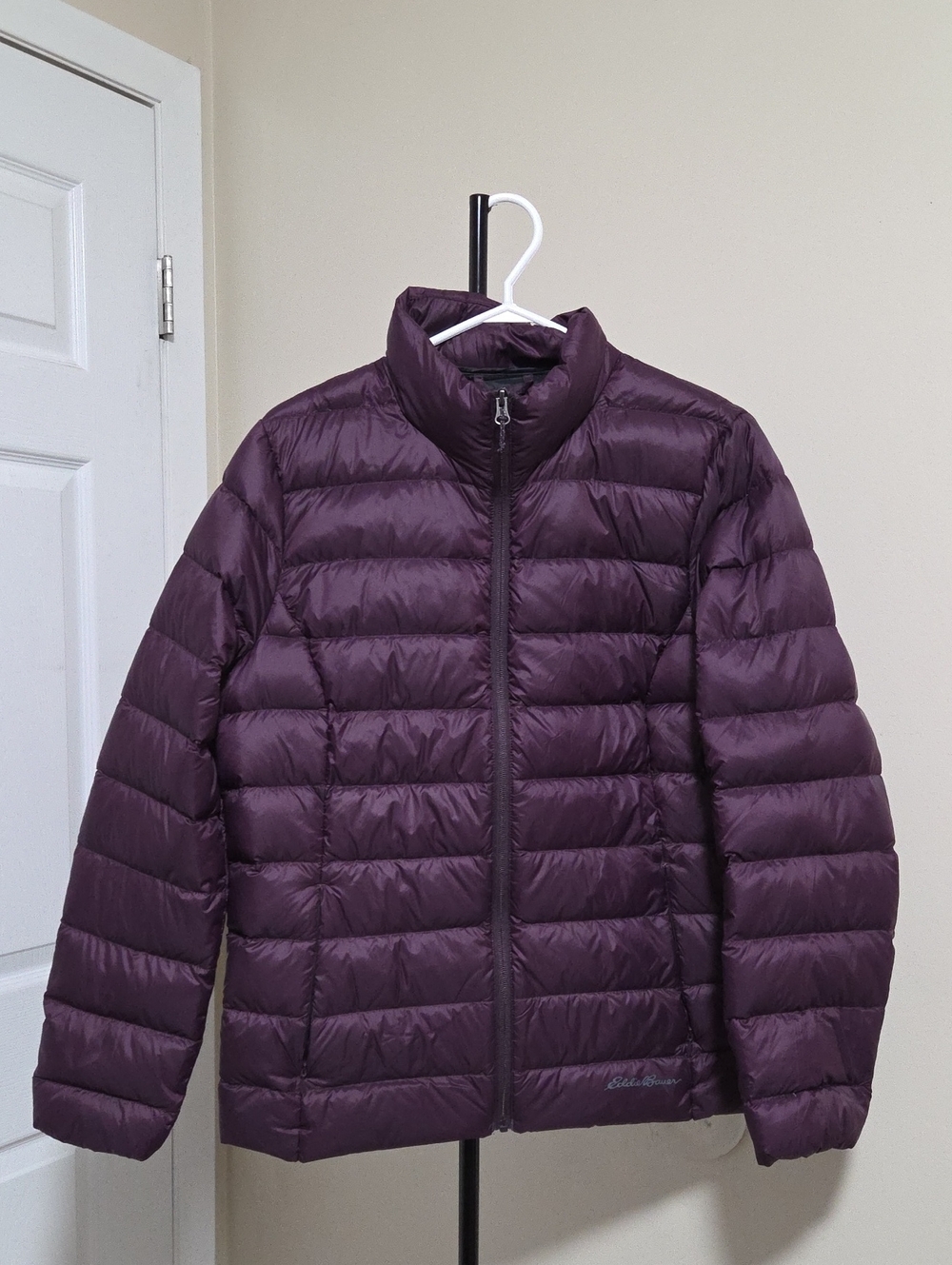 Eddie Bauer Women's Plum Packable Puffer Jacket